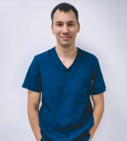 Мухаметов<br/> Алмаз Ринатович